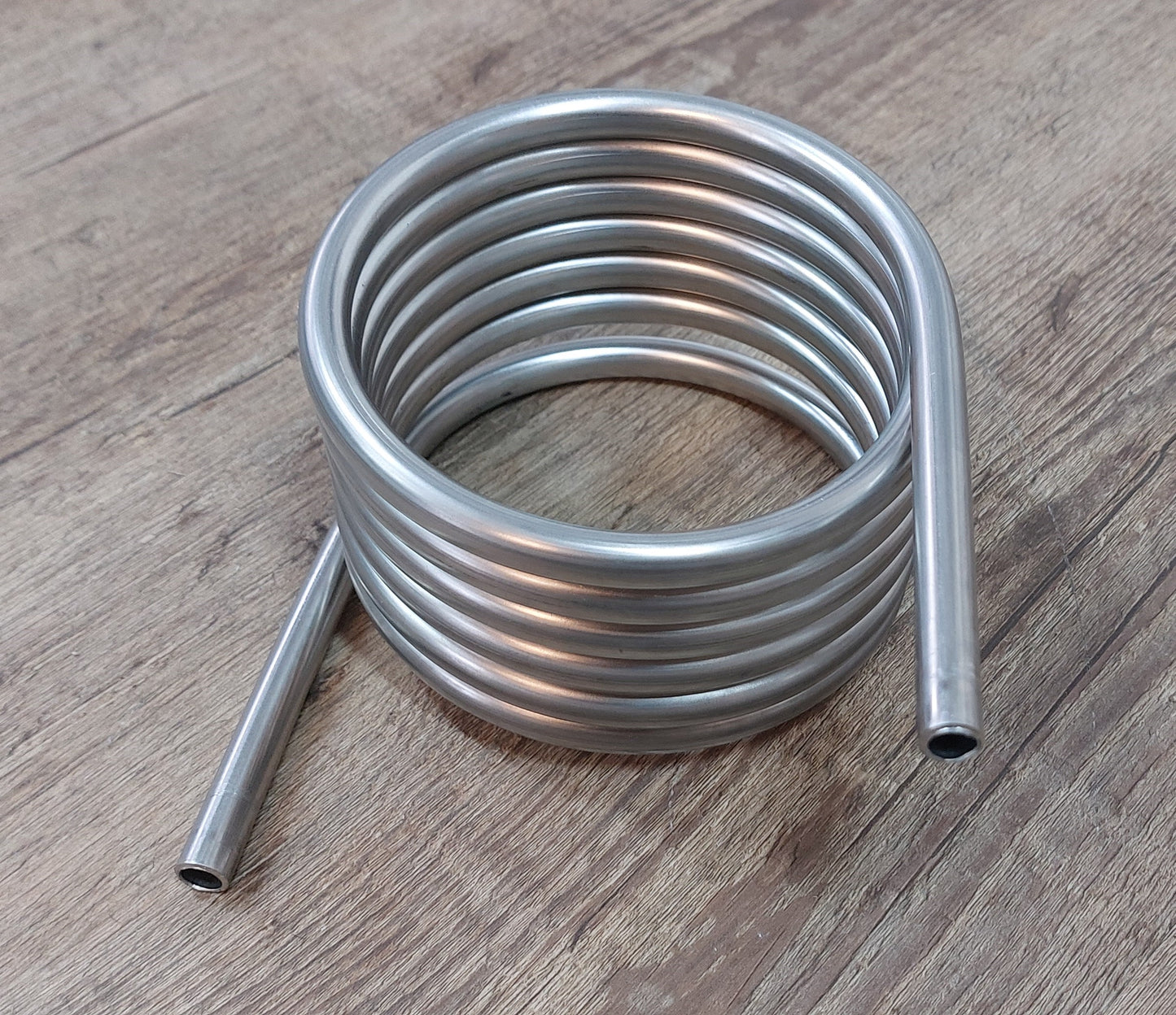 Spirale aus 2,5m, 5m, 7,5m Edelstahlrohr 10x1mm AISI 316L EN 1.4404 mit Innend. ca. 104mm