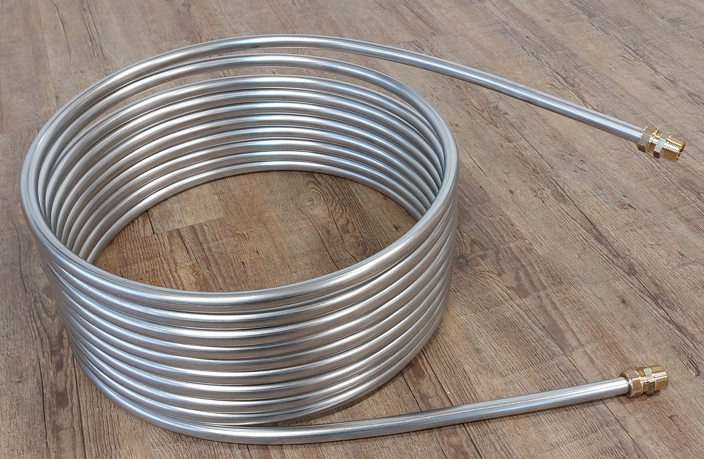 Spirale 15m Edelstahlrohr 16x1mm AISI 316L EN 1.4404 mit Außend. von ca. 46,5cm mit 3/4" AG Anschluss