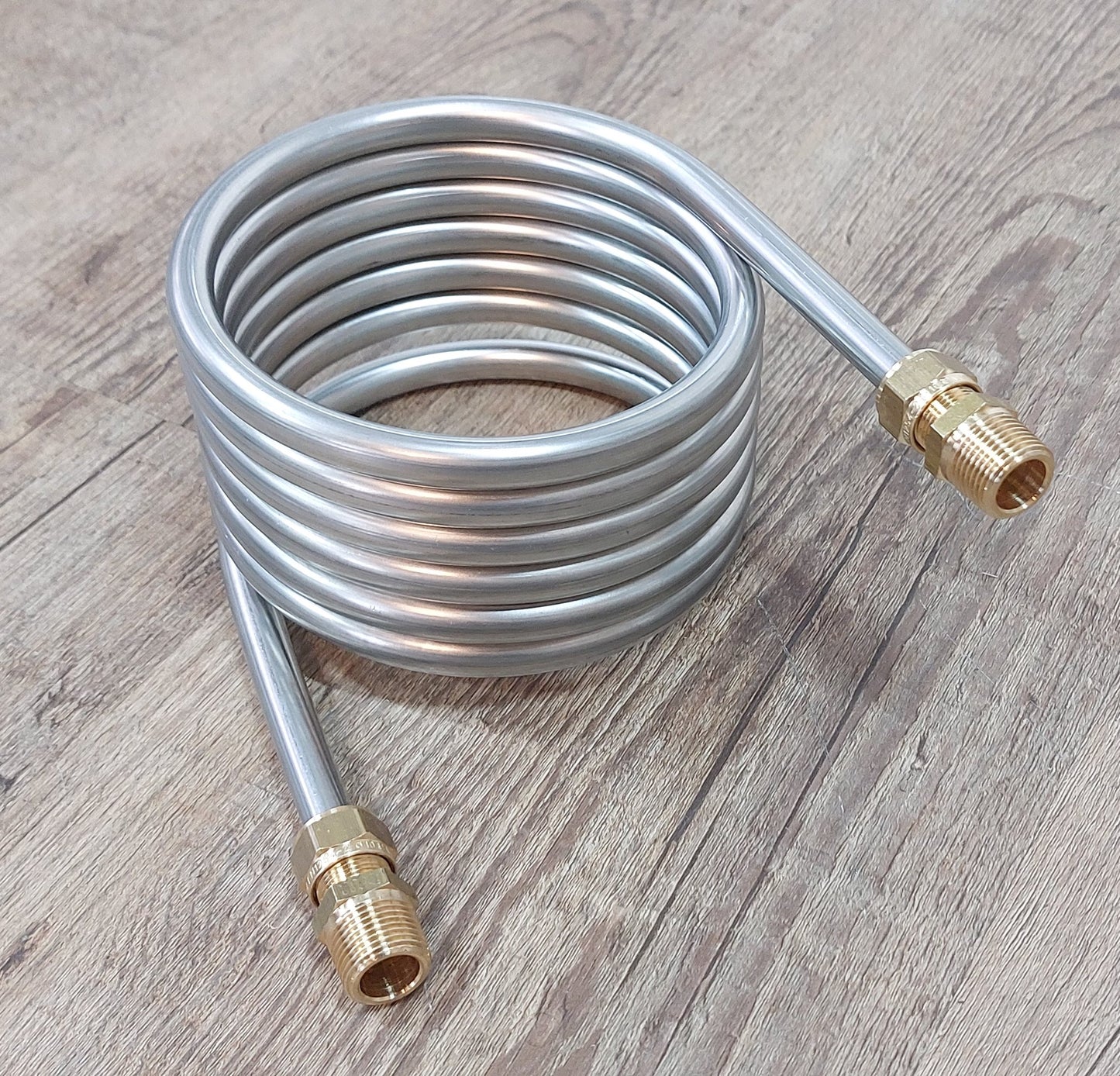 Spirale aus 2,5m bis 10m Edelstahlrohr 8x1mm AISI 316L EN 1.4404 mit Innend. ca. 104mm inkl. 1/4" AG Anschluss