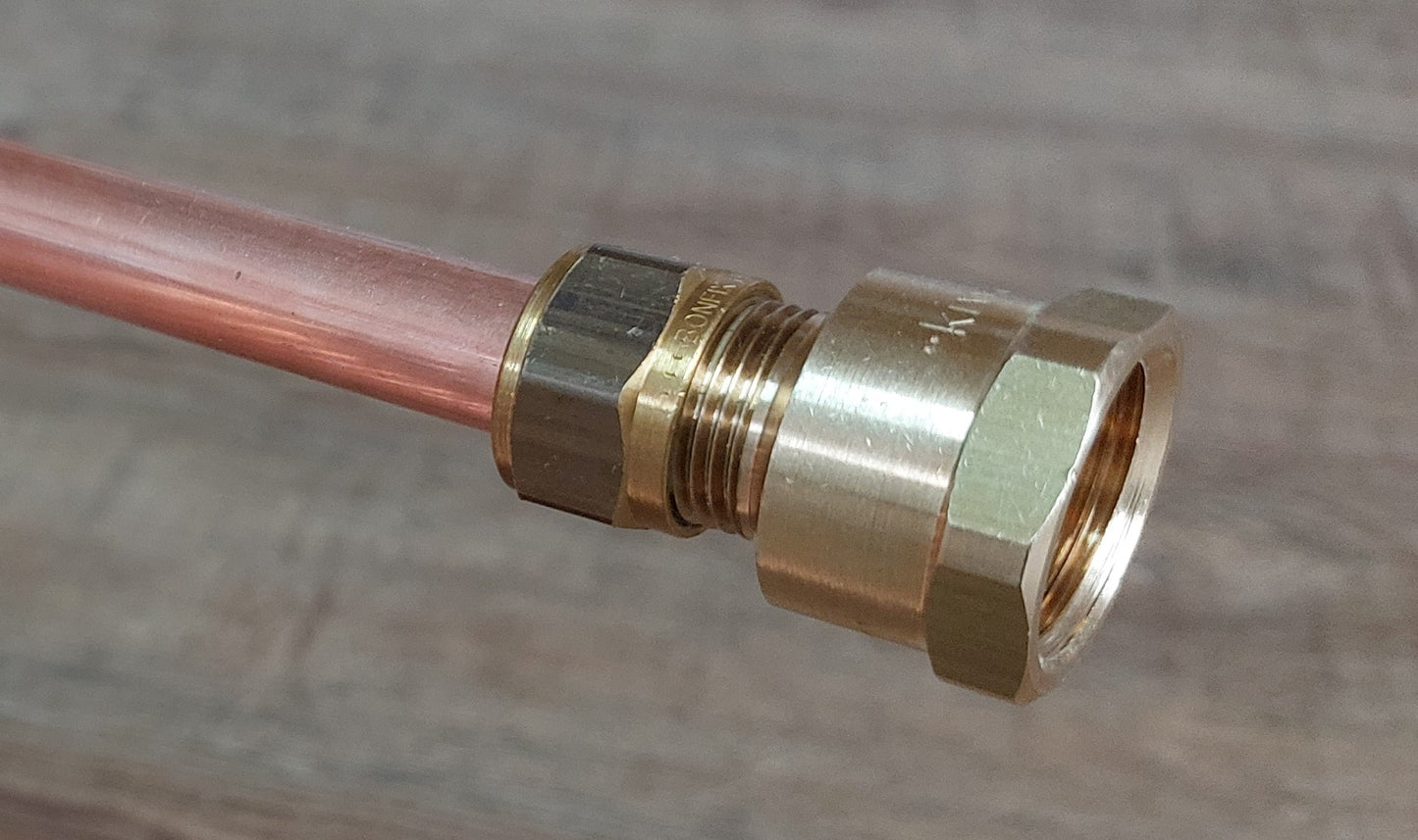 82748 12x1mm Klemmverschraubung aus Messing für Kupferrohr 12x1mm mit Innengewinde IG 1/2", Quetschverbindung