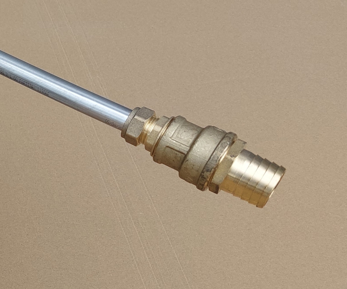 Spirale aus 5m - 25m Edelstahlrohr 18x1mm AISI 316Ti EN 1.4571 mit Außend. von ca. 32,5cm und verschiedenen Anschlüssen