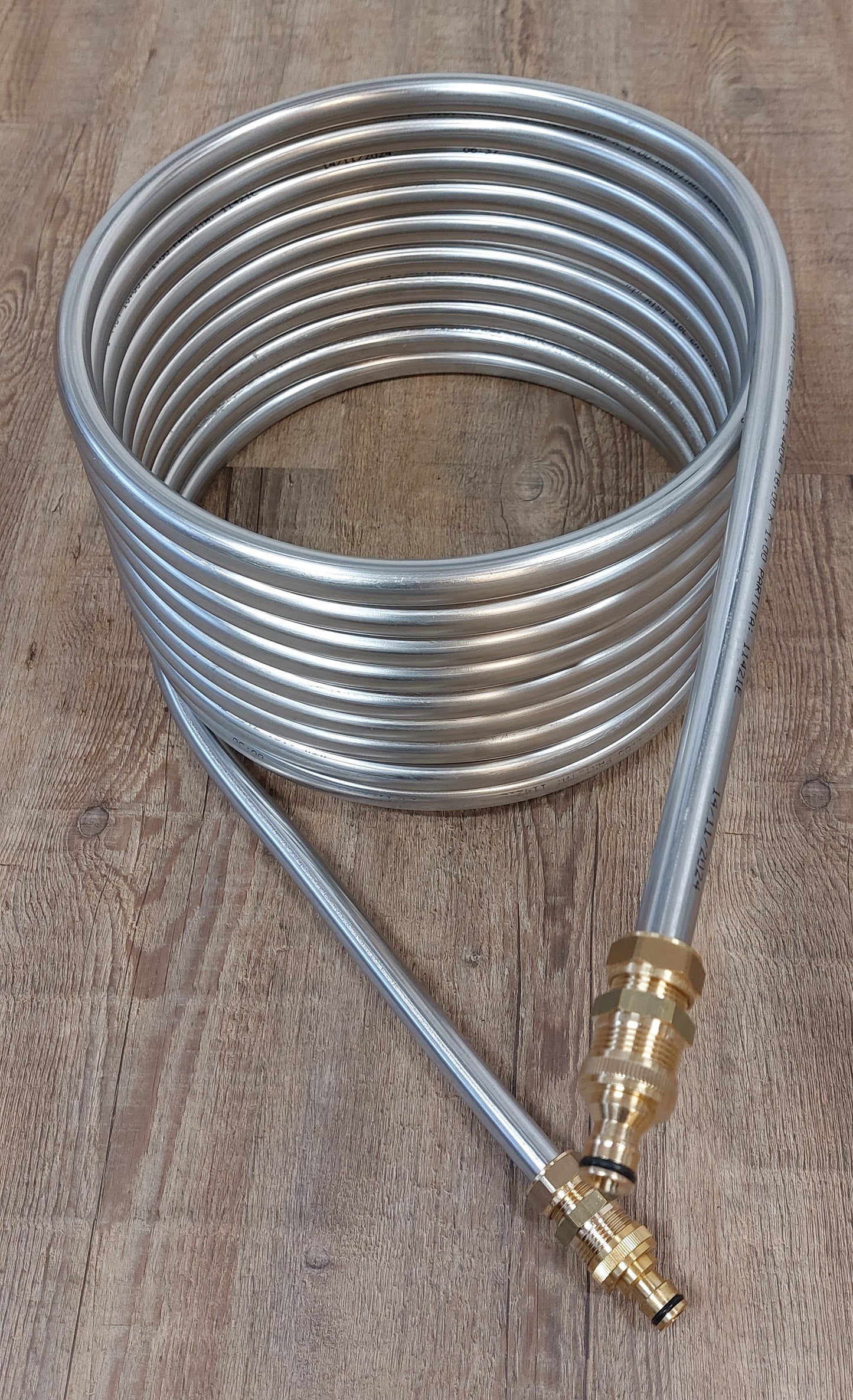 Spirale 10m Edelstahlrohr 18x1mm AISI 316L EN 1.4404 mit Außend. von ca. 32,5cm mit GARDENA Anschluss